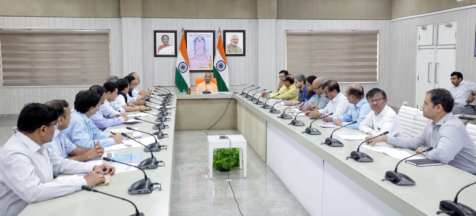 प्रदेश में निर्बाध बिजली आपूर्ति सुनिश्चित करने के दिए सख्त निर्देश