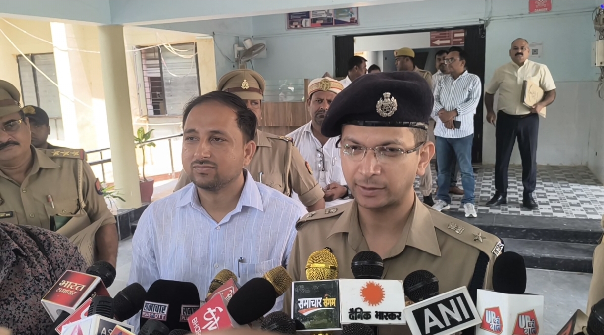 एसपी शक्ति मोहन अवस्थी के नेतृत्व में सर्विलांस सेल की बड़ी सफलता, CEIR पोर्टल से ट्रेस हुए स्मार्टफोन